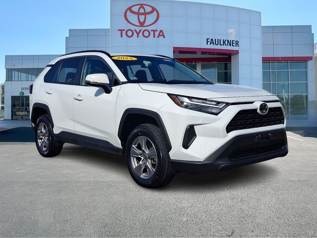 2025 Toyota RAV4 XLE AWD (Natl)
