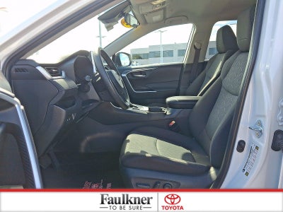 2025 Toyota RAV4 XLE AWD (Natl)