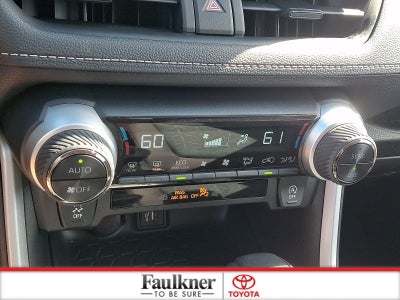 2025 Toyota RAV4 XLE AWD (Natl)