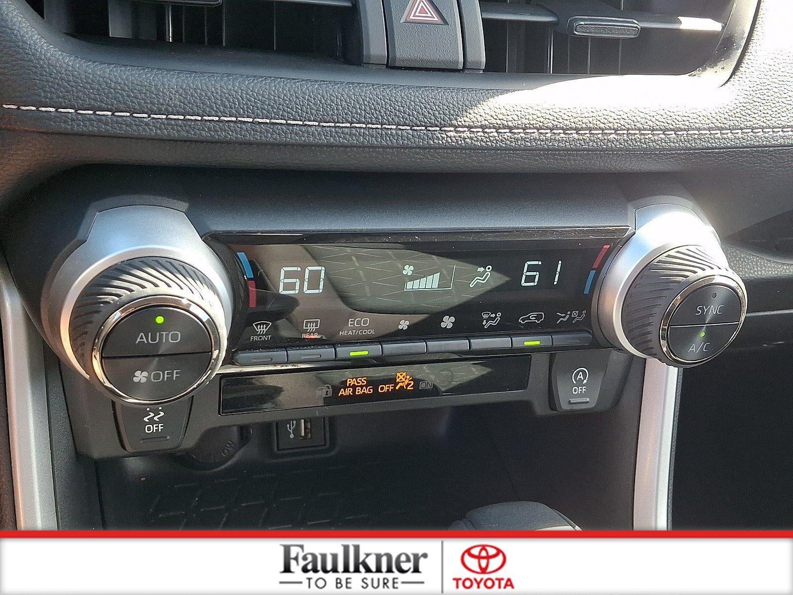 2025 Toyota RAV4 XLE AWD (Natl)