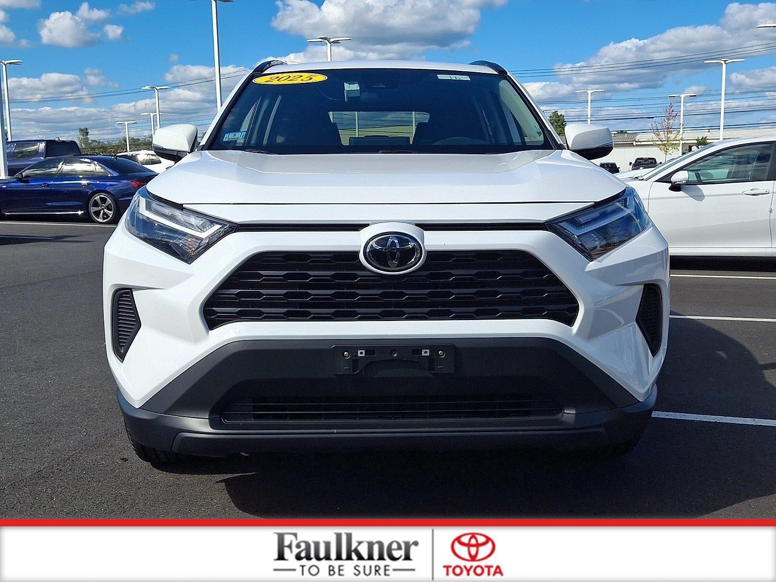 2025 Toyota RAV4 XLE AWD (Natl)