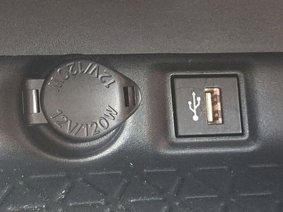2025 Toyota RAV4 XLE AWD (Natl)