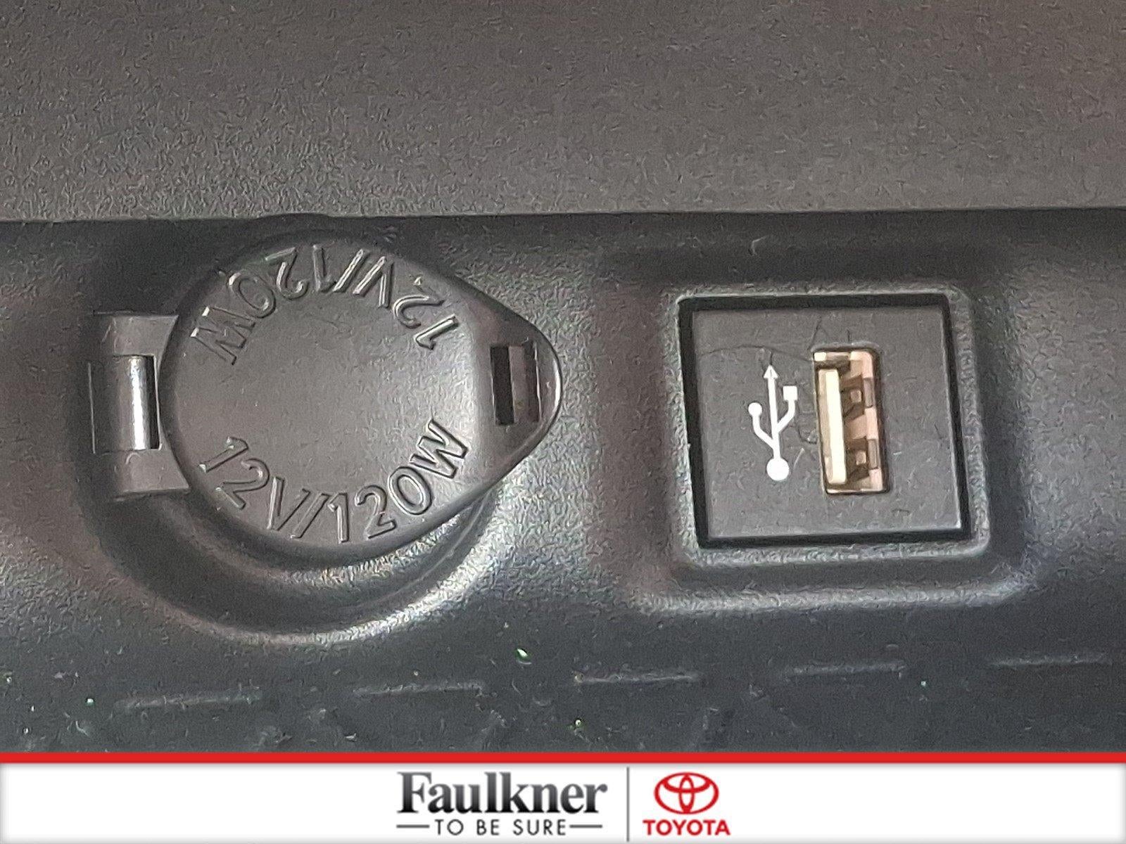 2025 Toyota RAV4 XLE AWD (Natl)