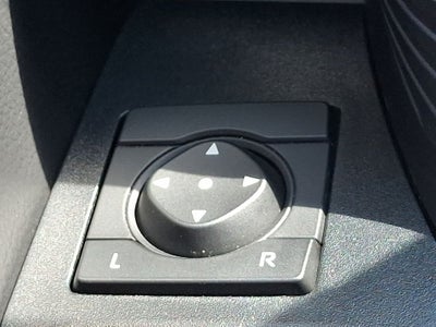 2025 Toyota RAV4 XLE AWD (Natl)