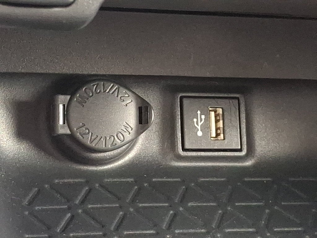 2025 Toyota RAV4 XLE CERTIFIED
