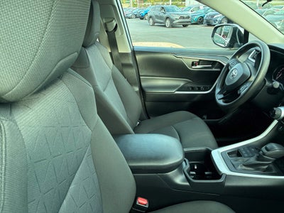 2025 Toyota RAV4 XLE CERTIFIED