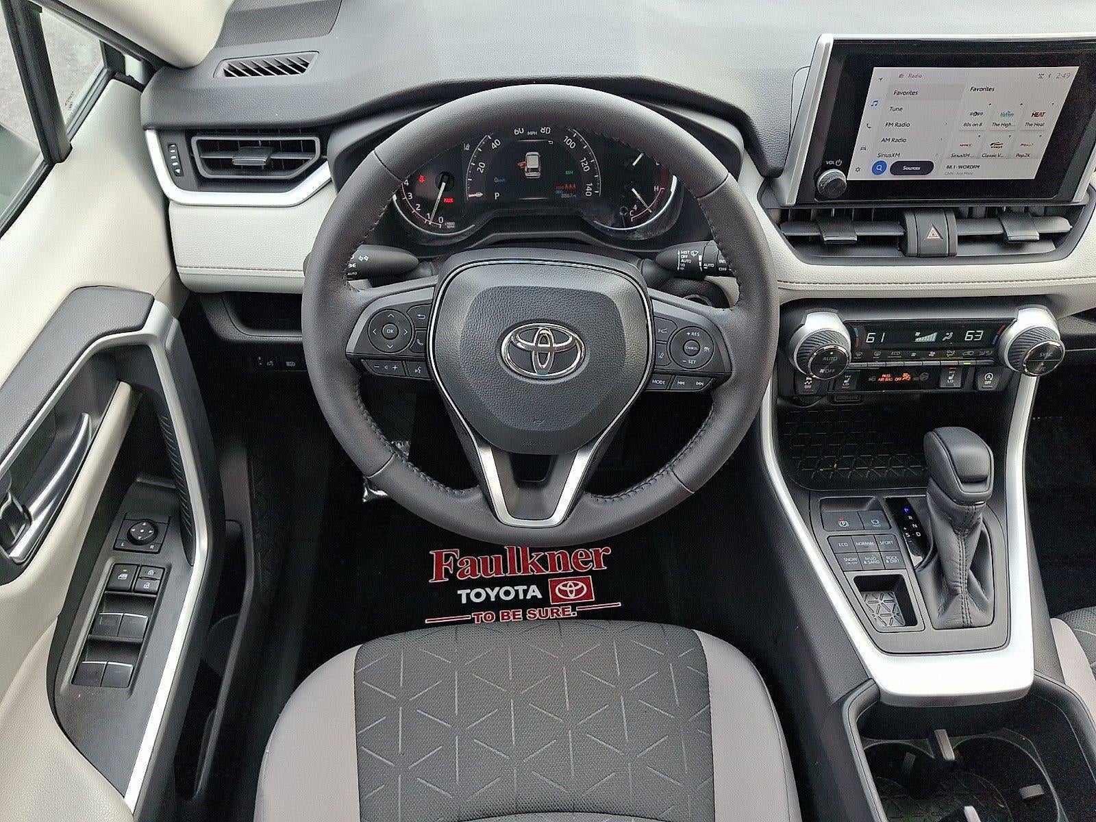 2025 Toyota RAV4 XLE AWD (Natl)