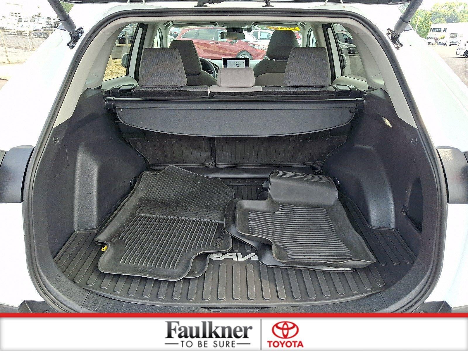 2025 Toyota RAV4 XLE AWD (Natl)