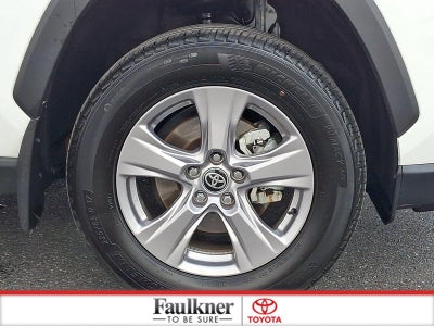 2025 Toyota RAV4 XLE AWD (Natl)