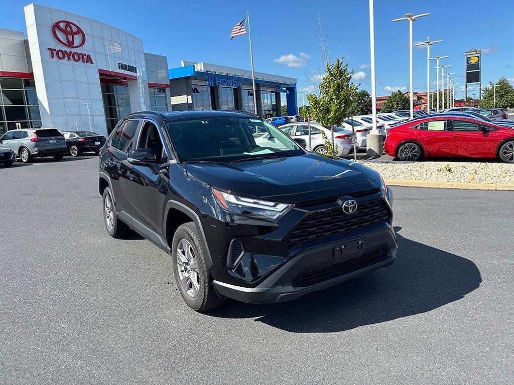 2025 Toyota RAV4 XLE AWD (Natl)