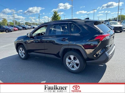 2025 Toyota RAV4 XLE AWD (Natl)