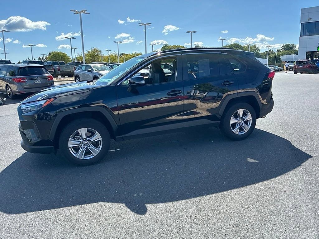 2025 Toyota RAV4 XLE AWD (Natl)