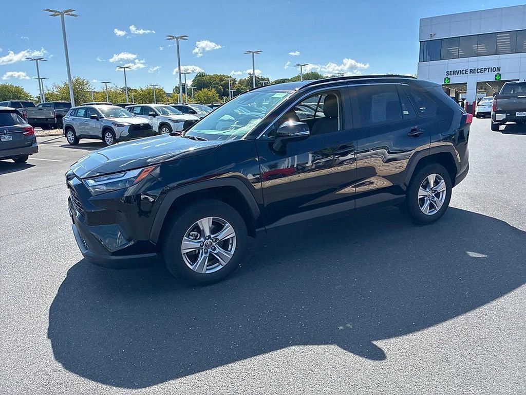 2025 Toyota RAV4 XLE AWD (Natl)