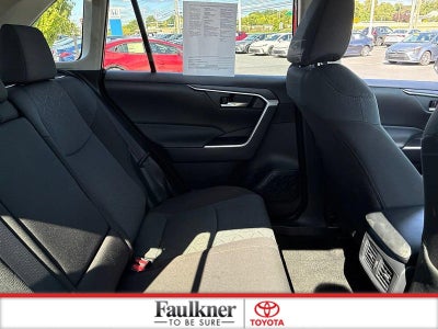 2025 Toyota RAV4 XLE AWD (Natl)