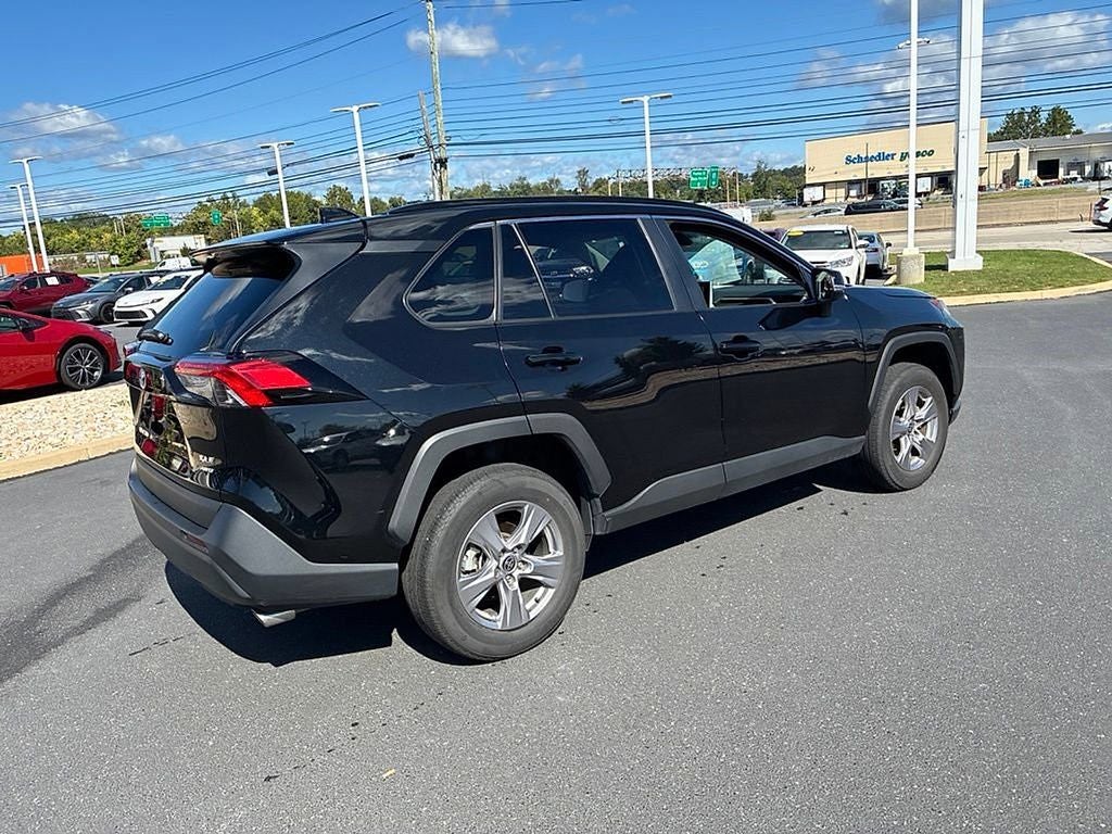 2025 Toyota RAV4 XLE AWD (Natl)
