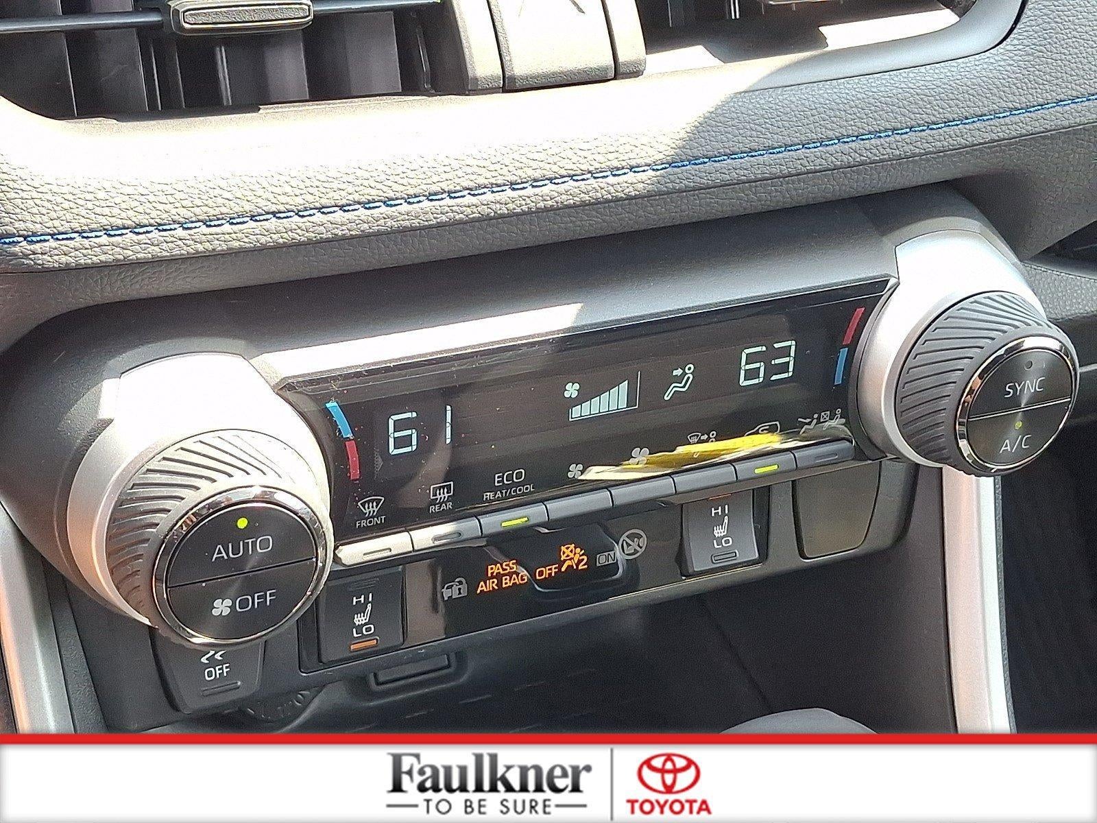 2024 Toyota RAV4 Hybrid SE AWD (Natl)