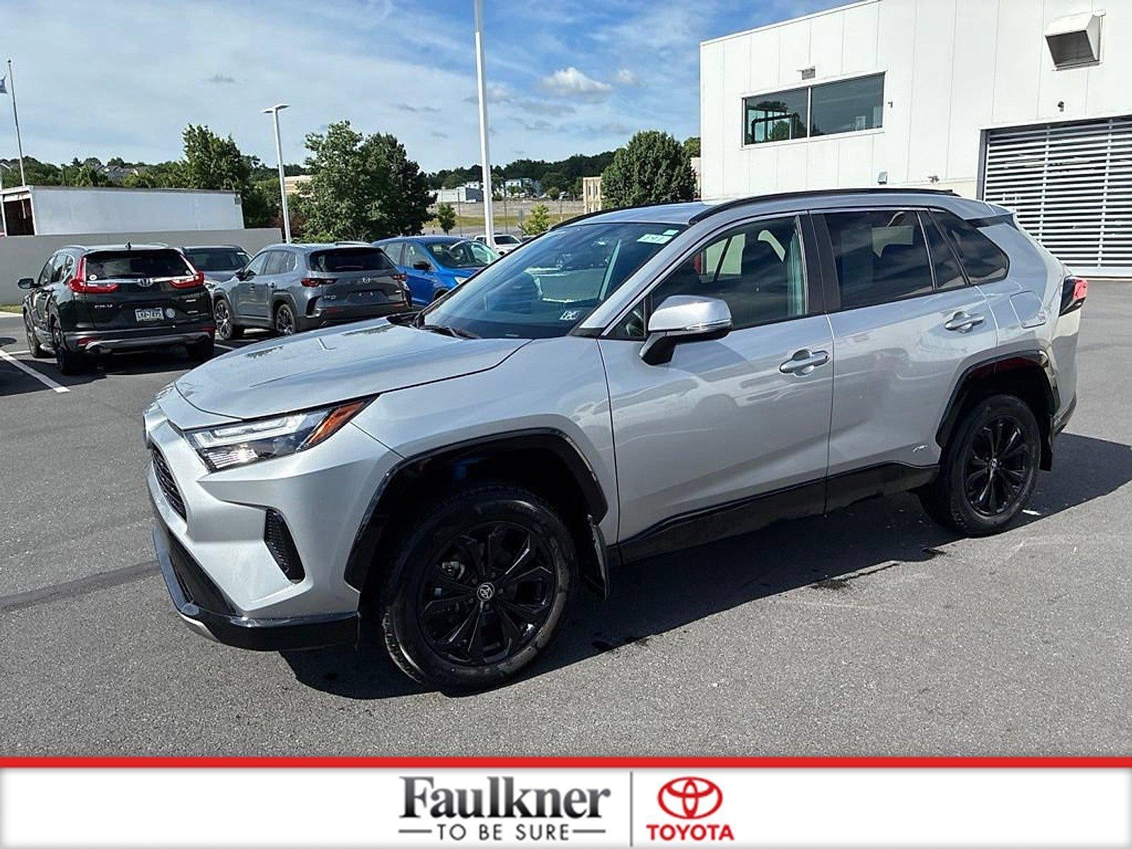 2024 Toyota RAV4 Hybrid SE AWD (Natl)