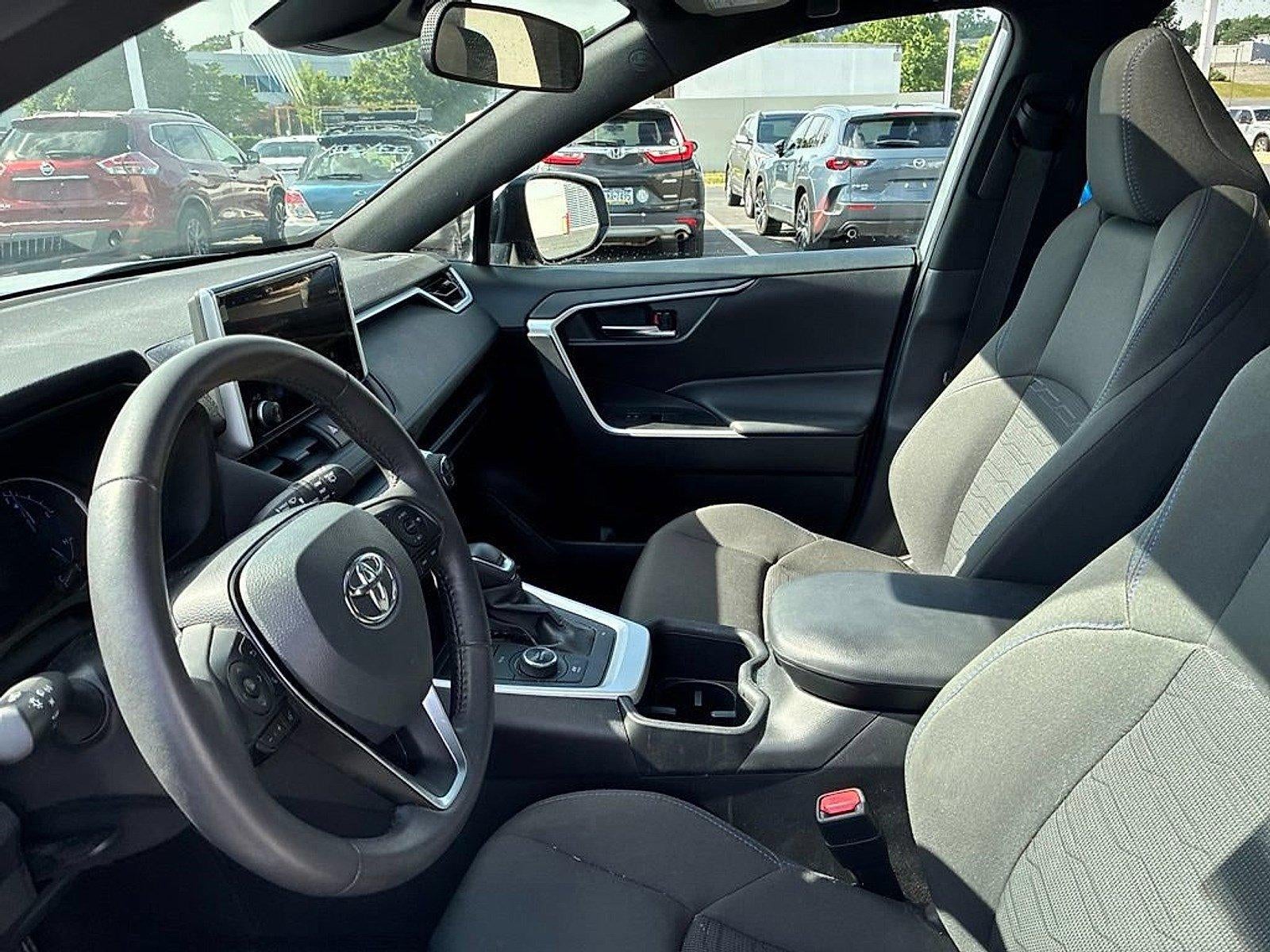 2024 Toyota RAV4 Hybrid SE AWD (Natl)