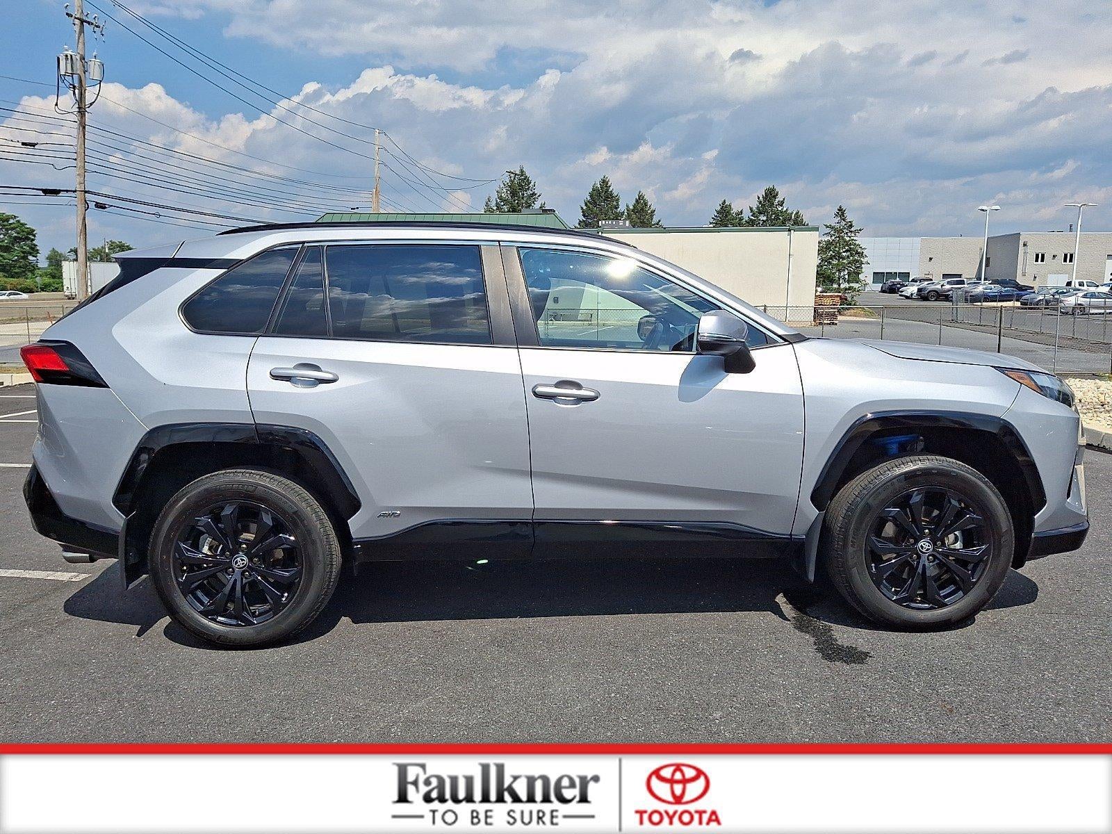 2024 Toyota RAV4 Hybrid SE AWD (Natl)