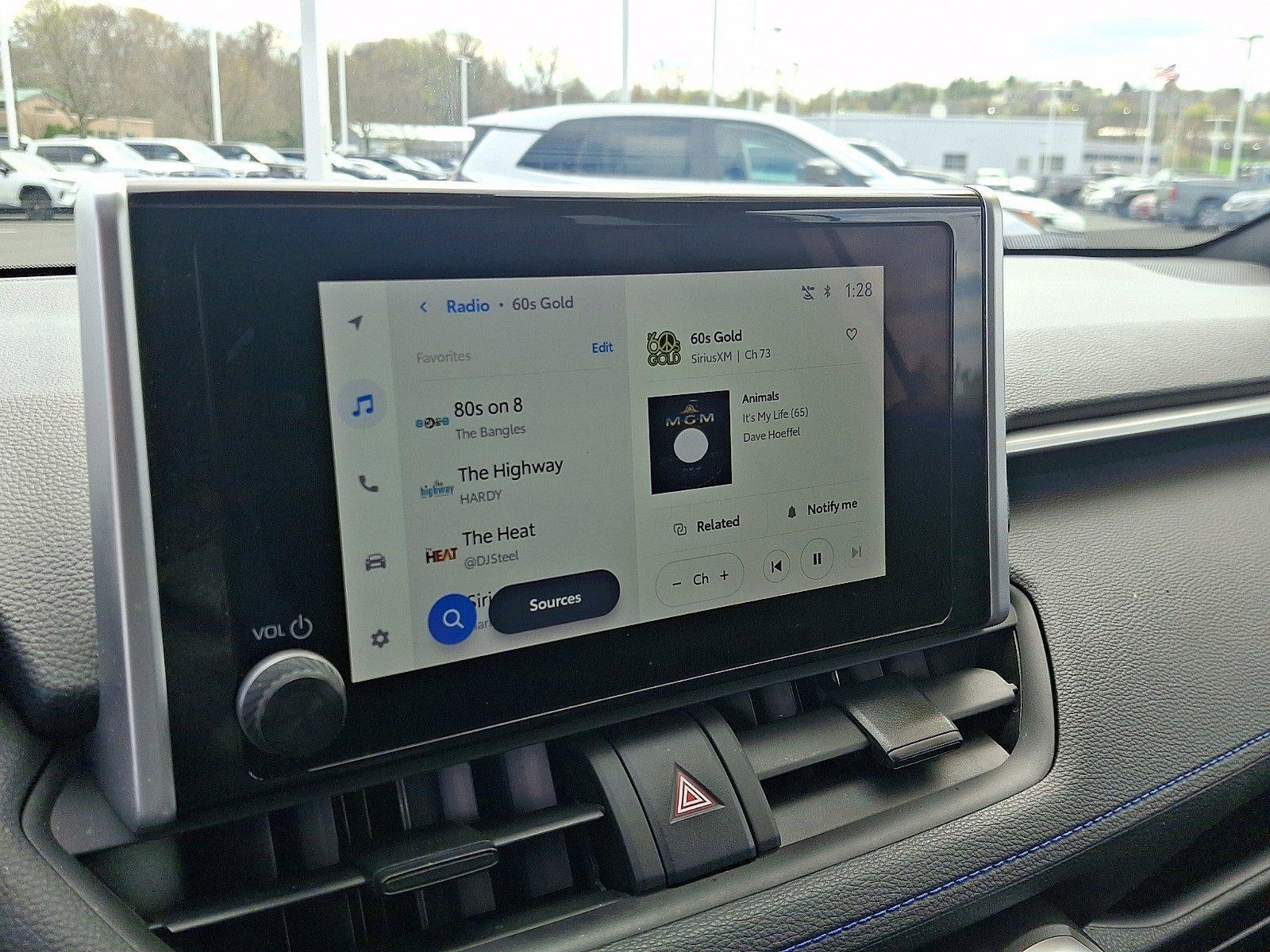 2024 Toyota RAV4 Hybrid SE AWD (Natl)