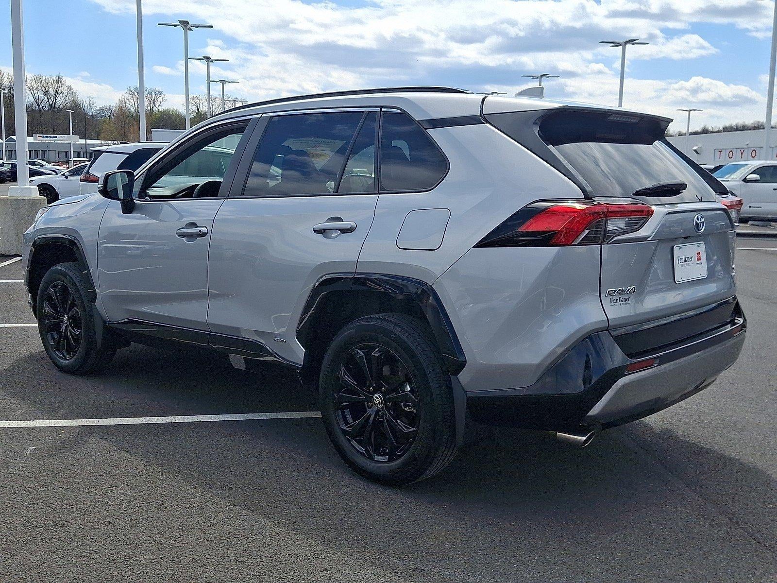 2024 Toyota RAV4 Hybrid SE AWD (Natl)