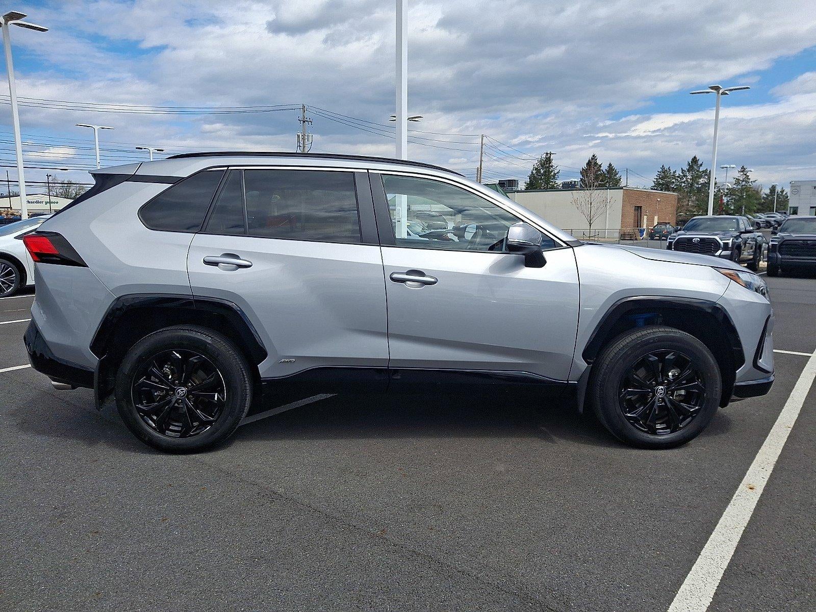 2024 Toyota RAV4 Hybrid SE AWD (Natl)