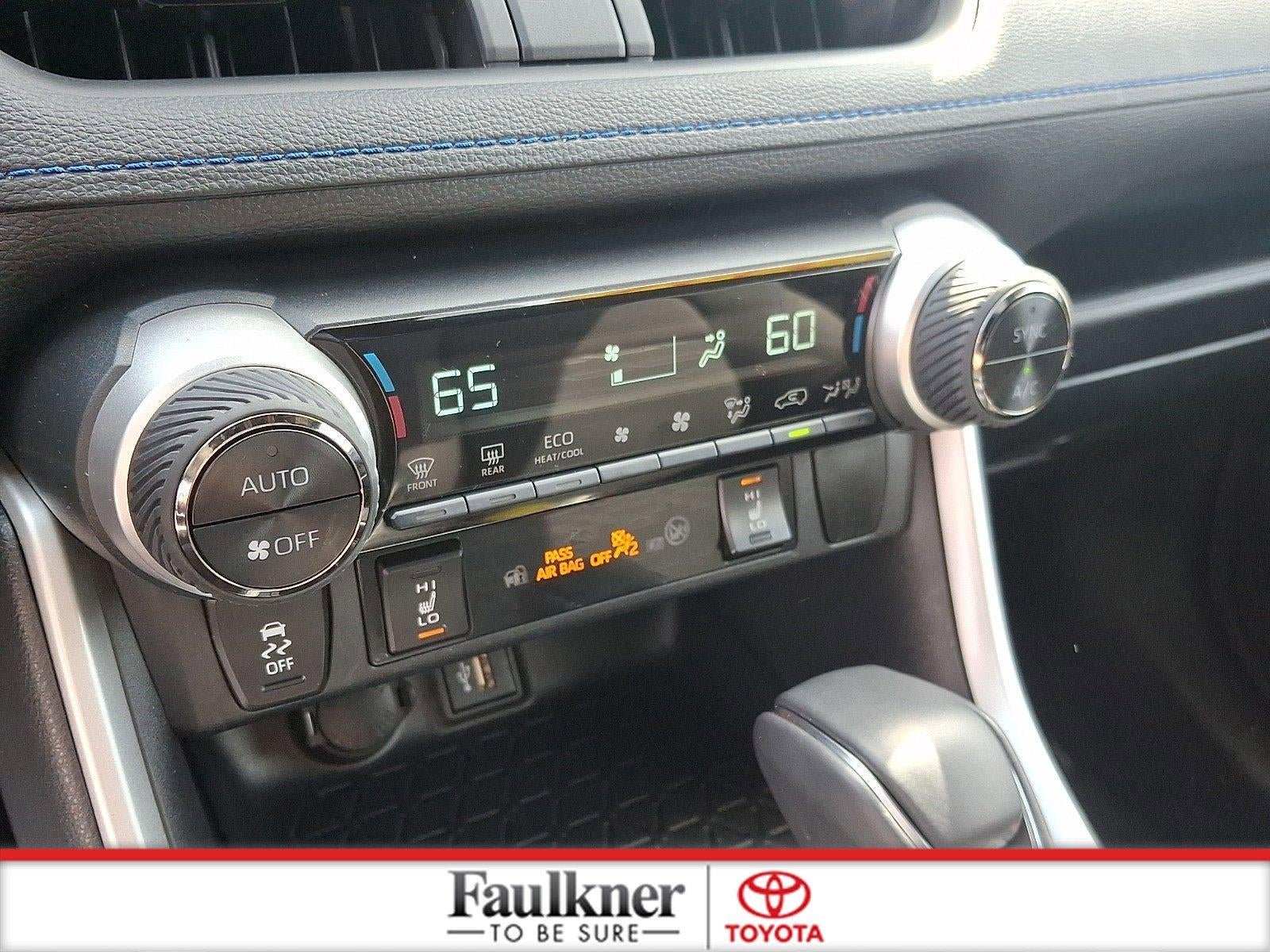 2024 Toyota RAV4 Hybrid SE AWD (Natl)