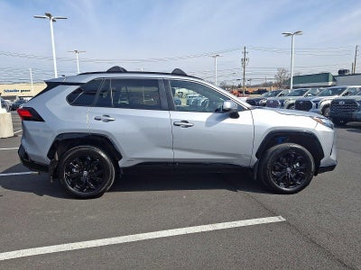 2024 Toyota RAV4 Hybrid SE AWD (Natl)