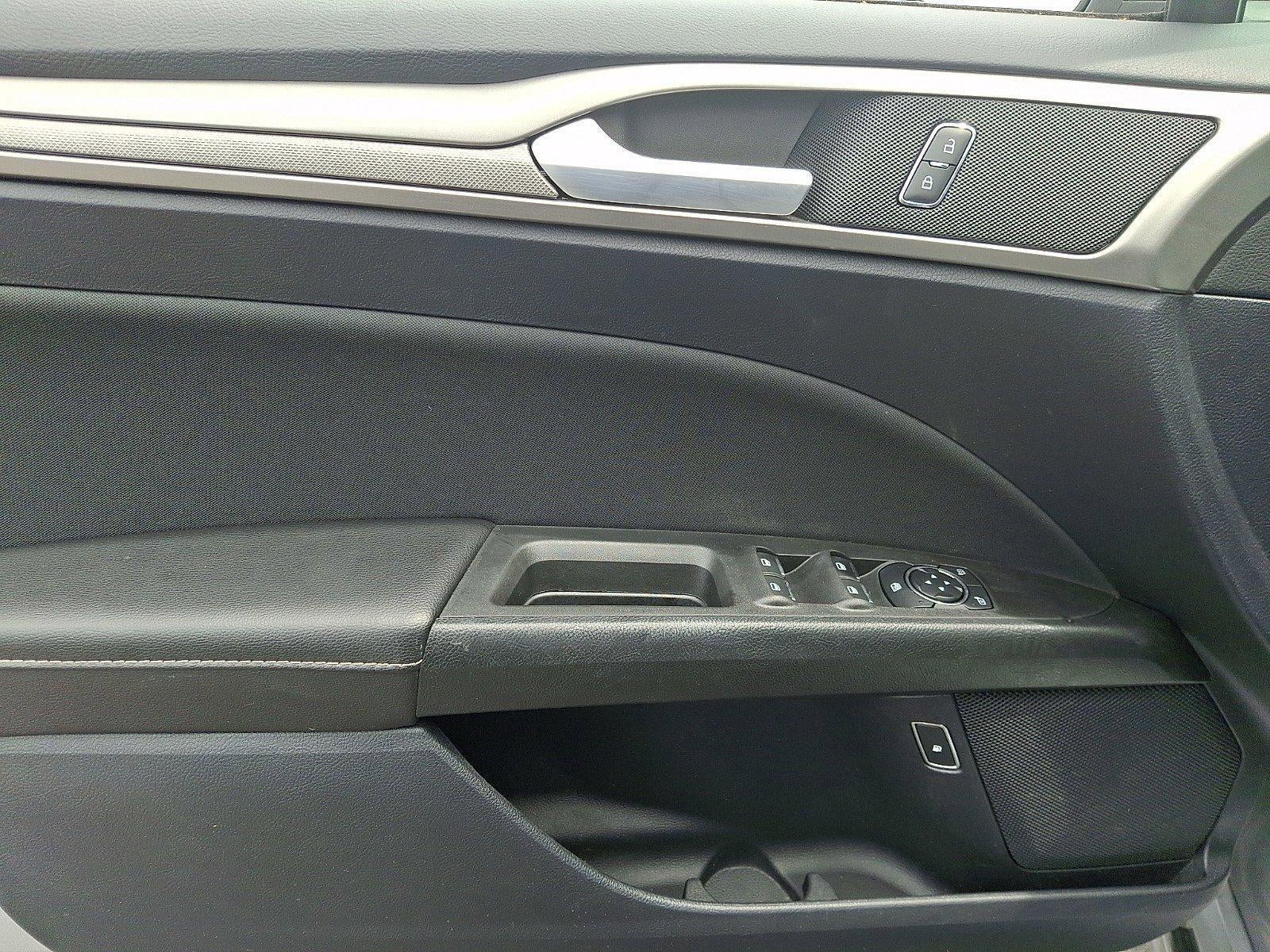 2020 Ford Fusion Hybrid SE FWD