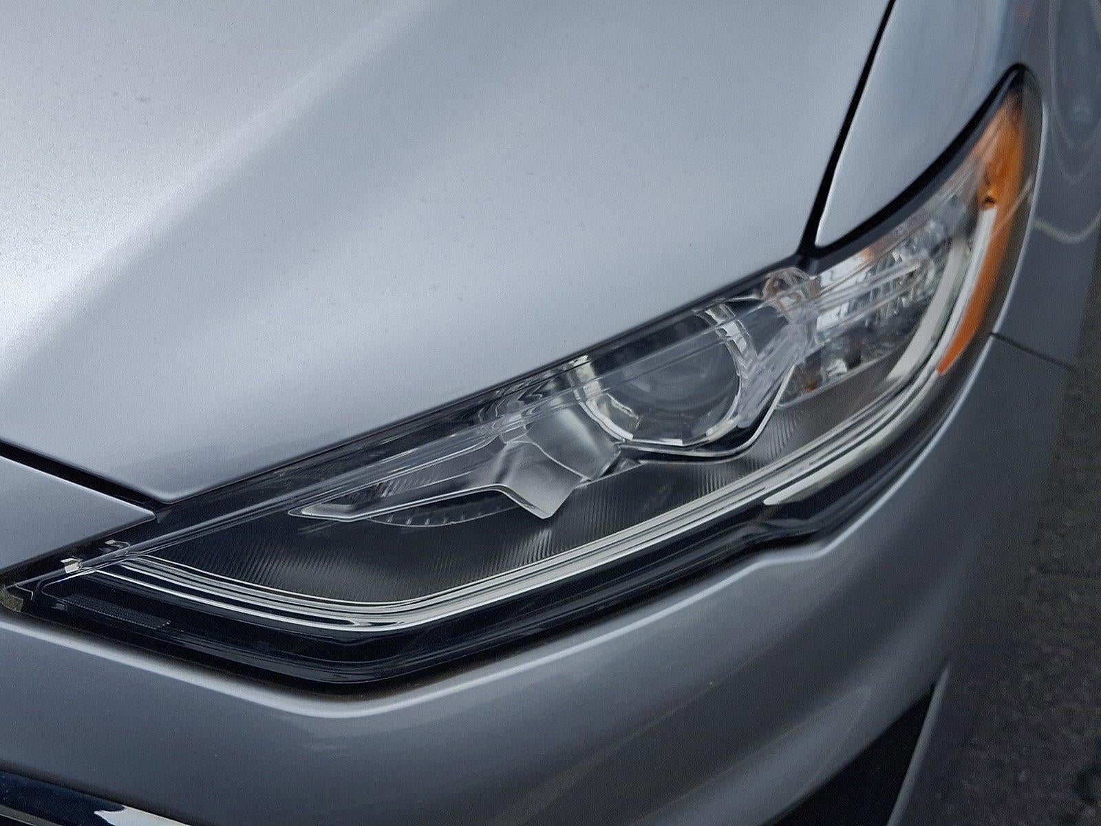 2020 Ford Fusion Hybrid SE FWD