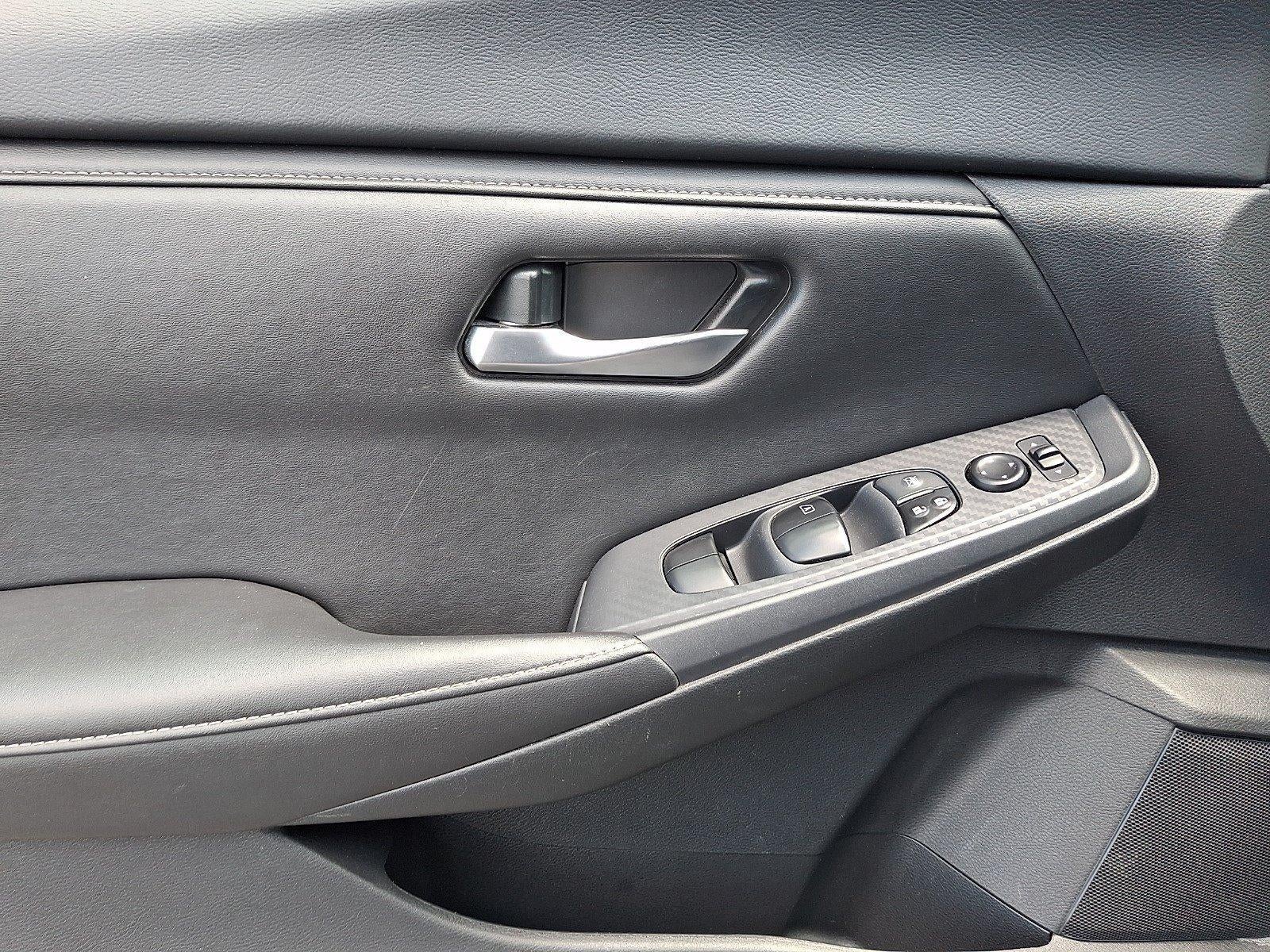 2023 Nissan Sentra SV CVT