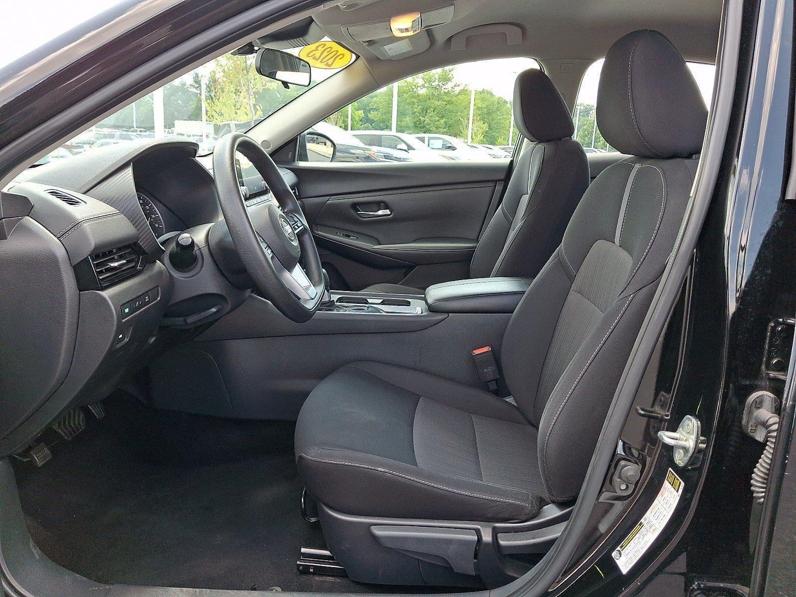 2023 Nissan Sentra SV CVT