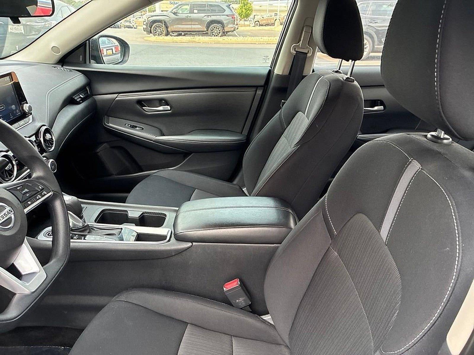 2023 Nissan Sentra SV CVT
