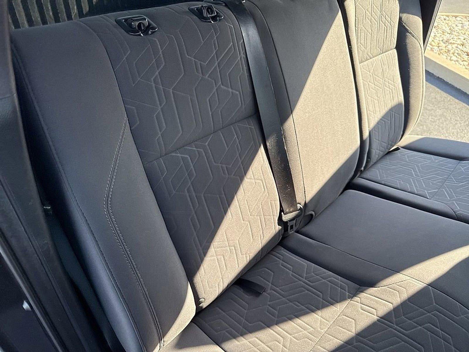 2018 Toyota Tacoma SR Double Cab 5' Bed V6 4x4 AT (Natl)