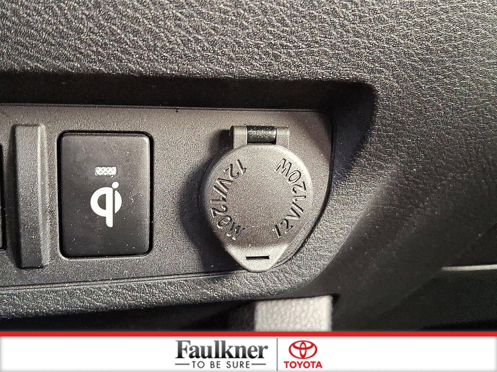 2023 Toyota Tacoma 4WD 4WD SR Double Cab 5' Bed V6 AT (Natl)