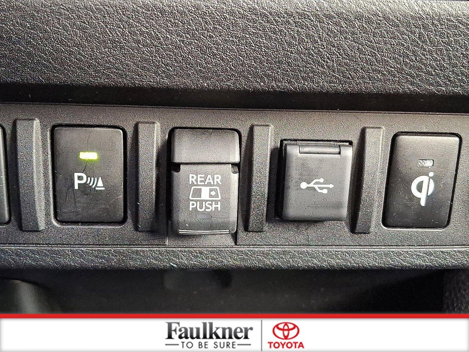 2023 Toyota Tacoma 4WD 4WD SR Double Cab 5' Bed V6 AT (Natl)