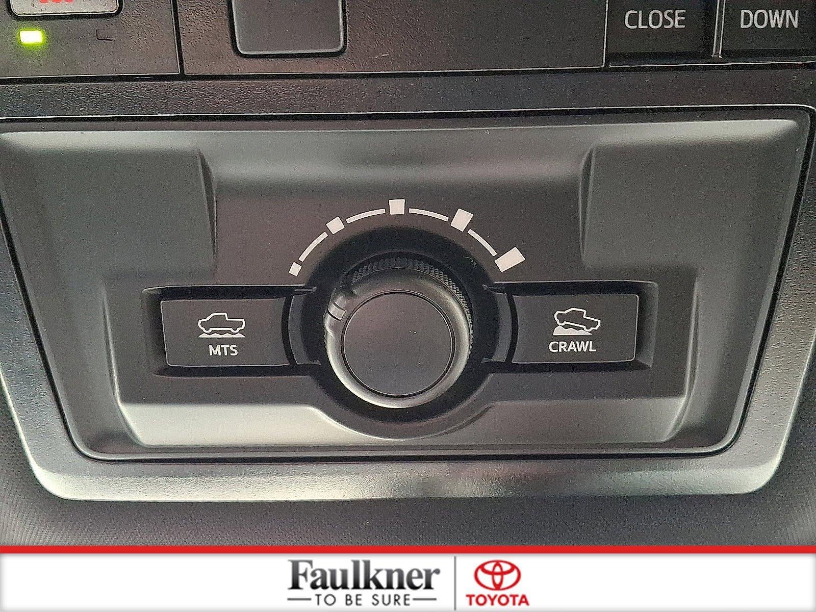 2023 Toyota Tacoma 4WD 4WD SR Double Cab 5' Bed V6 AT (Natl)