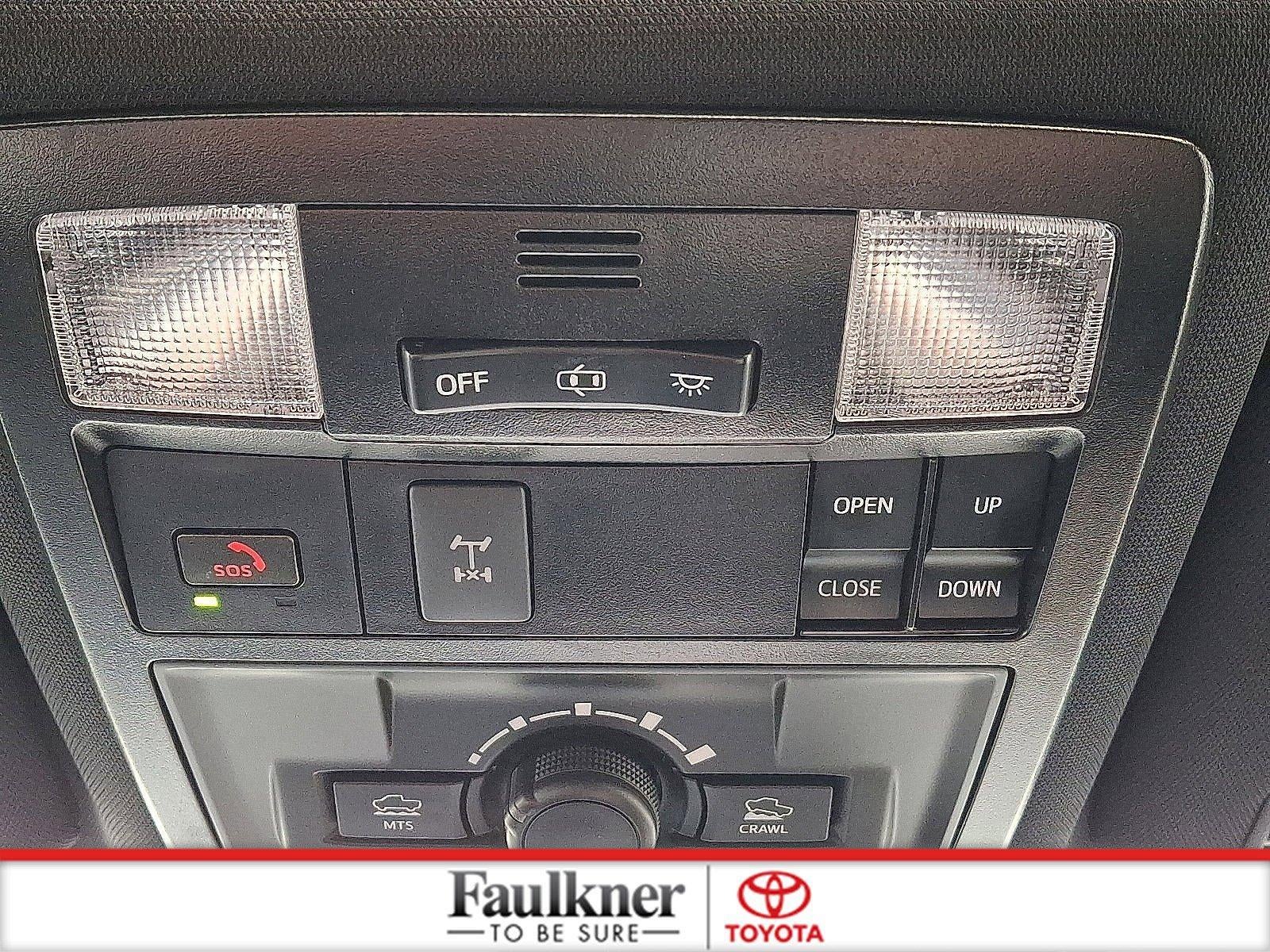 2023 Toyota Tacoma 4WD 4WD SR Double Cab 5' Bed V6 AT (Natl)