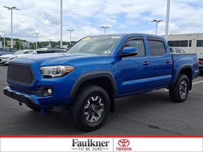 2017 Toyota Tacoma TRD Off Road Double Cab 5' Bed V6 4x4 AT (Natl)