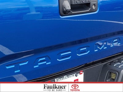 2017 Toyota Tacoma TRD Off Road Double Cab 5' Bed V6 4x4 AT (Natl)