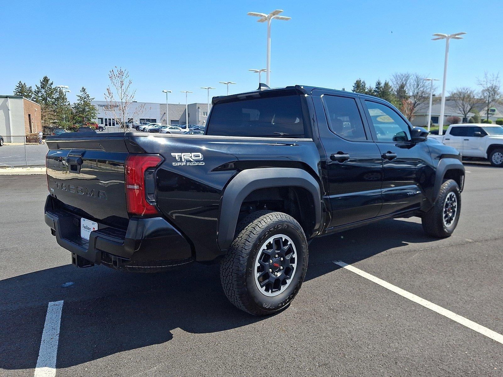 2024 Toyota Tacoma 4WD 4WD SR5 Double Cab 5' Bed AT (GS)