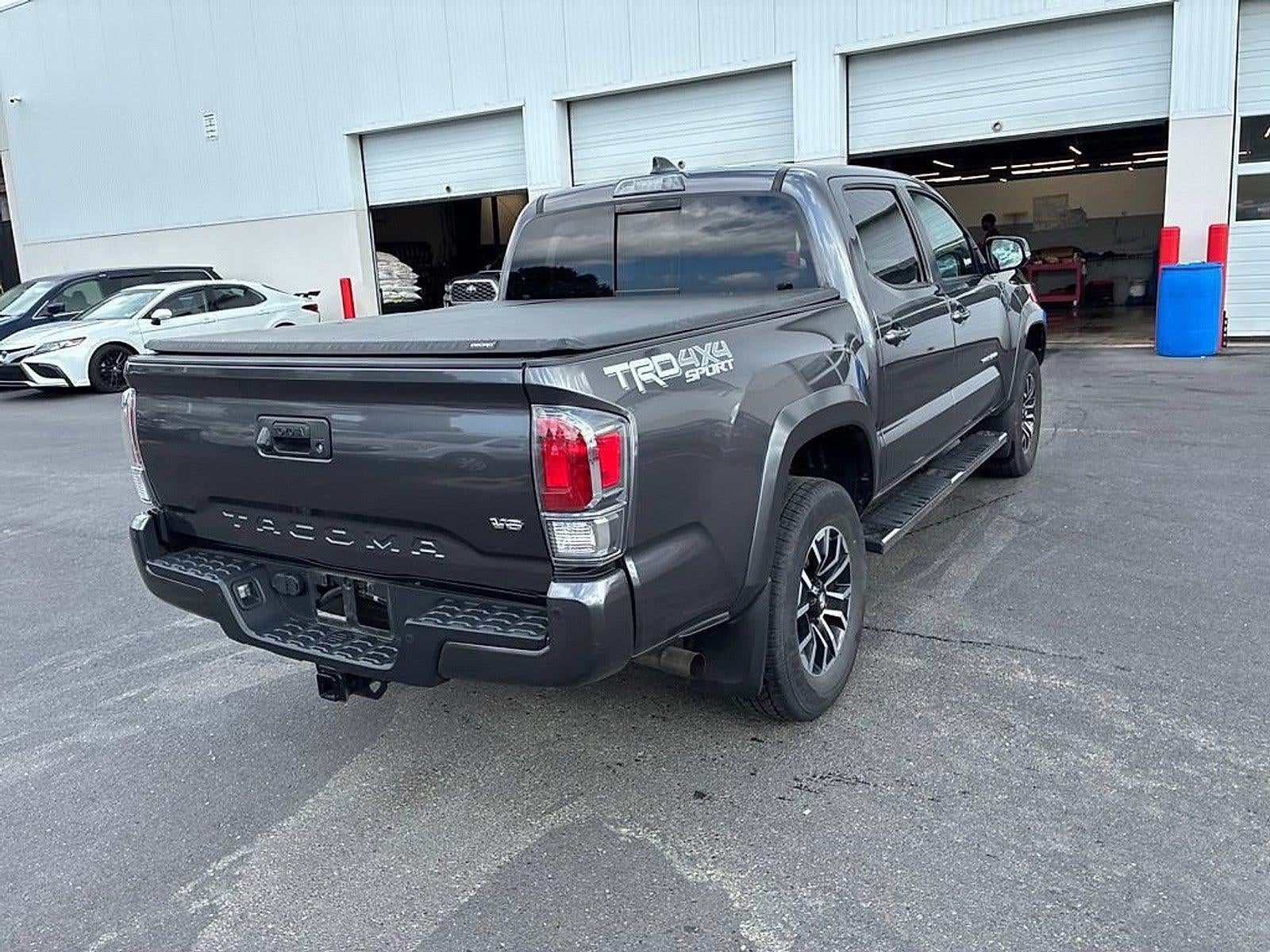 2022 Toyota Tacoma 4WD 4WD SR Double Cab 5' Bed V6 AT (Natl)