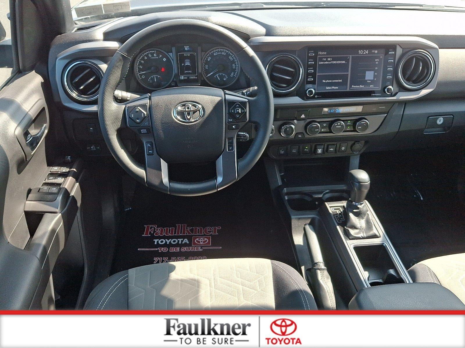 2022 Toyota Tacoma 4WD 4WD SR Double Cab 5' Bed V6 AT (Natl)