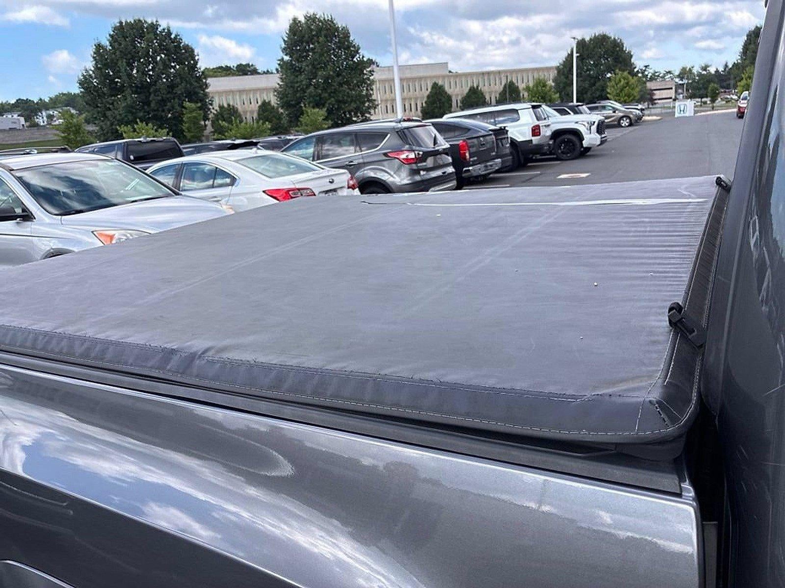2022 Toyota Tacoma 4WD 4WD SR Double Cab 5' Bed V6 AT (Natl)