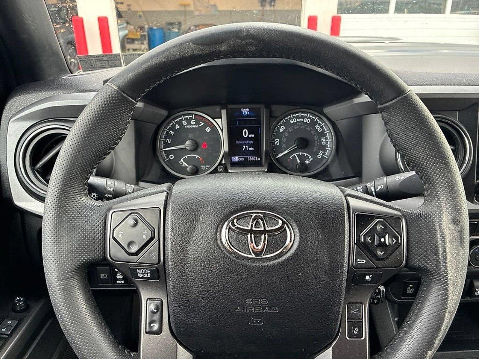 2022 Toyota Tacoma 4WD 4WD SR Double Cab 5' Bed V6 AT (Natl)
