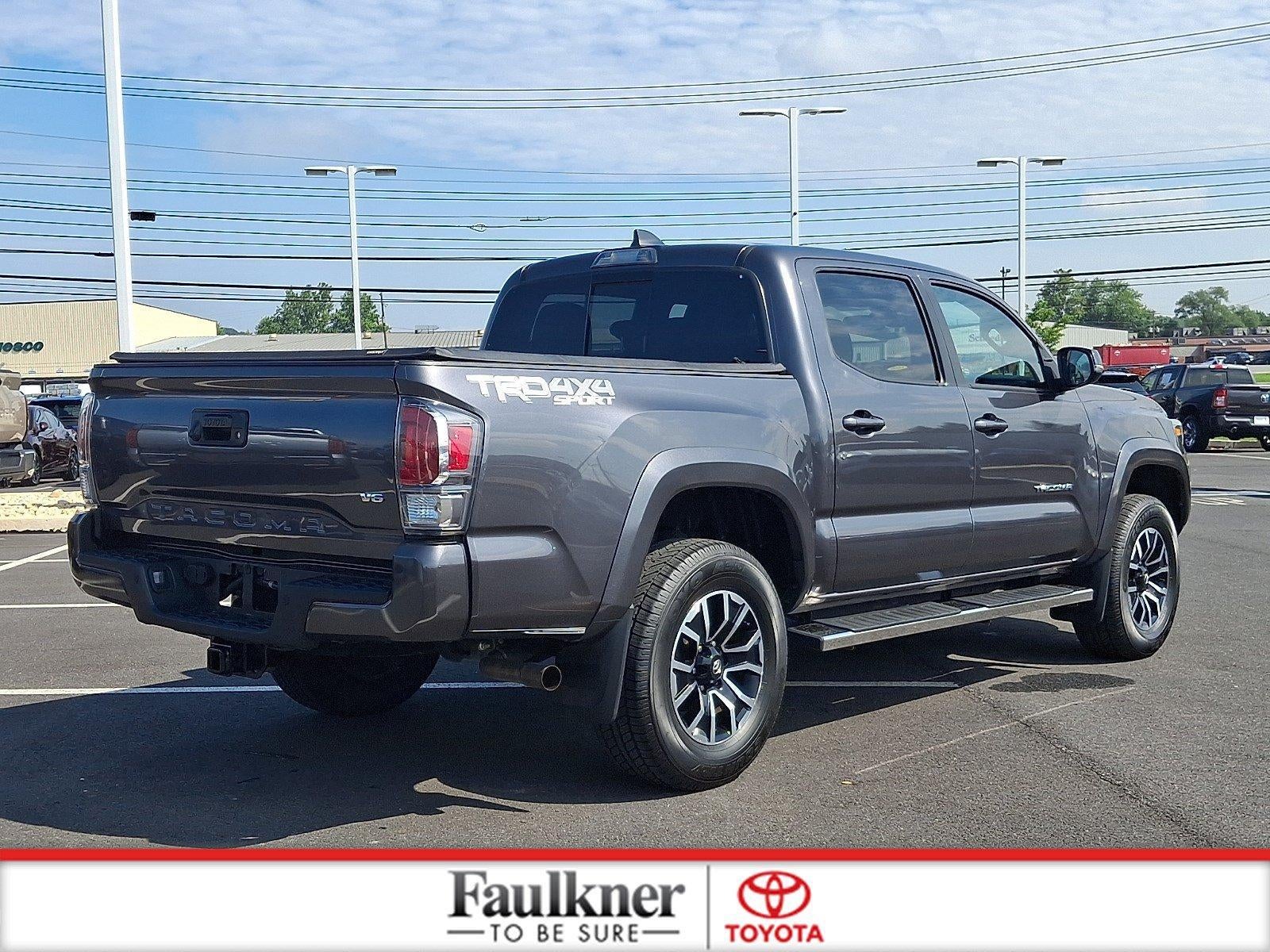 2022 Toyota Tacoma 4WD 4WD SR Double Cab 5' Bed V6 AT (Natl)