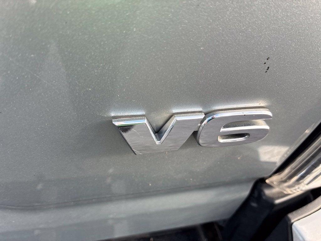 2023 Toyota Tacoma Limited V6