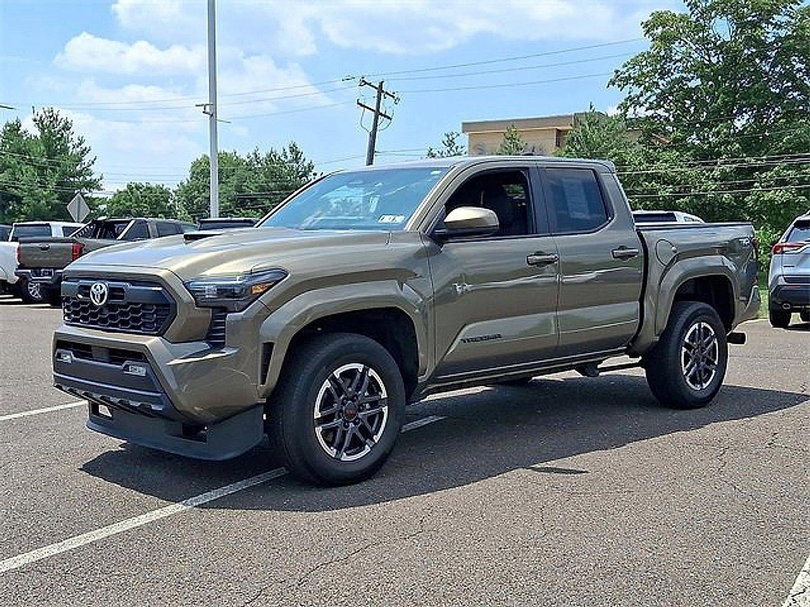 2024 Toyota Tacoma 4WD 4WD TRD Sport Double Cab 5' Bed AT (Natl)