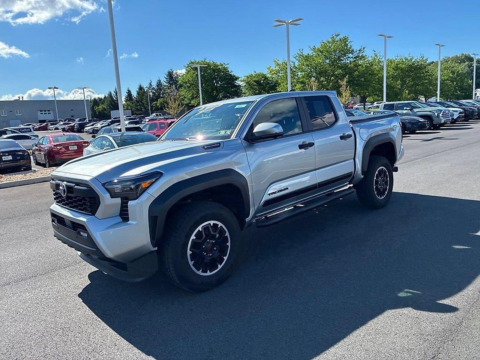 2024 Toyota Tacoma 4WD 4WD TRD Off Road Hybrid Double Cab 5' Bed AT (Natl)