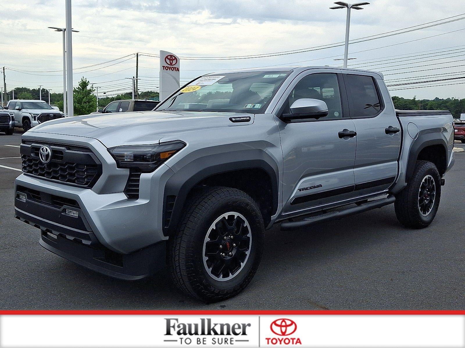 2024 Toyota Tacoma 4WD 4WD TRD Off Road Hybrid Double Cab 5' Bed AT (Natl)